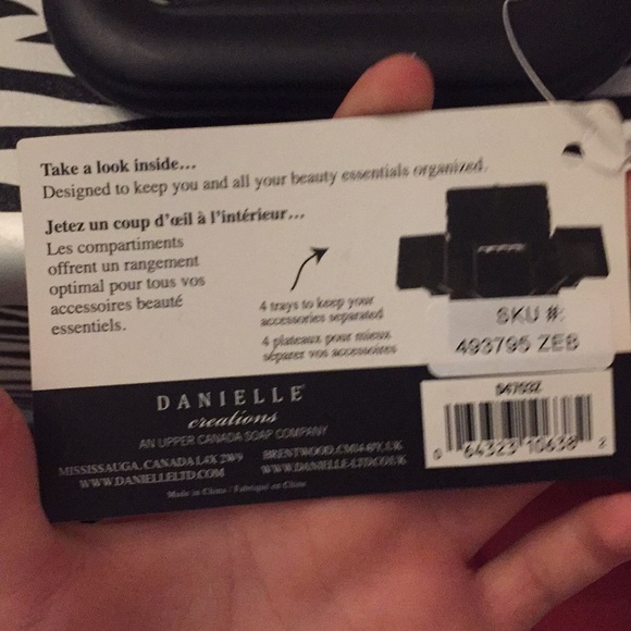 Makeup case - Picture 8 of 8